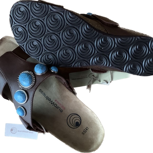 Woman Size 9.5 US / 41 EUR Hazelnut (Brown)EuroWellness Sandal - Picture 2 of 3